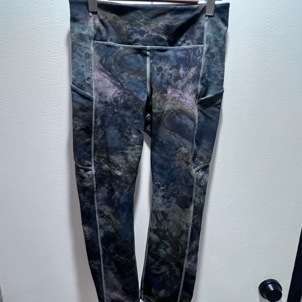 lululemon athletica Speed Up Multicolor Leggings size 4 New Condition - Picture 2 of 5